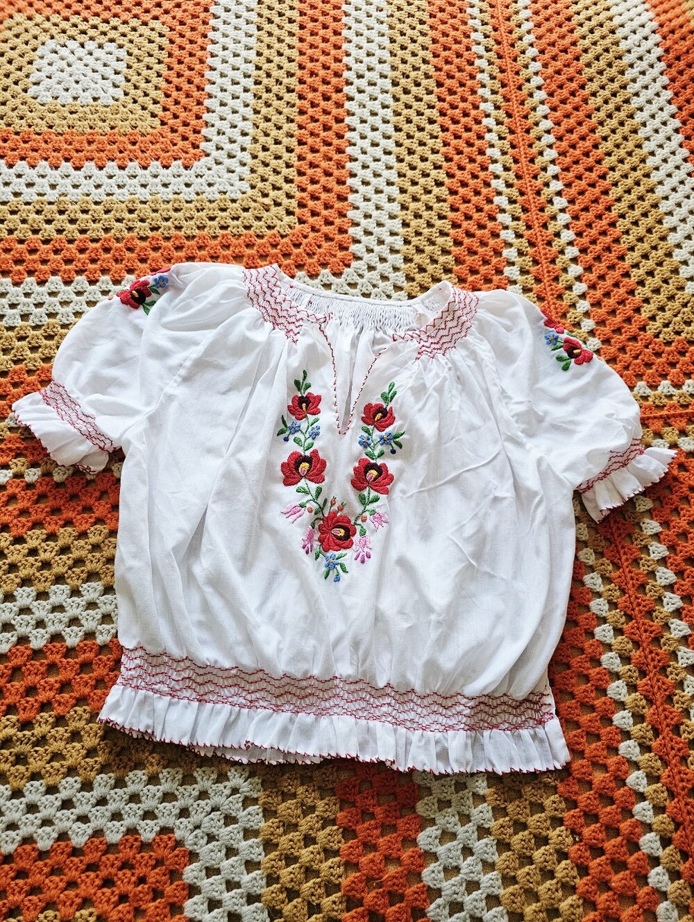 1970s Hungarian Embroidered Floral Hippie Boho Folk Peasant Blouse